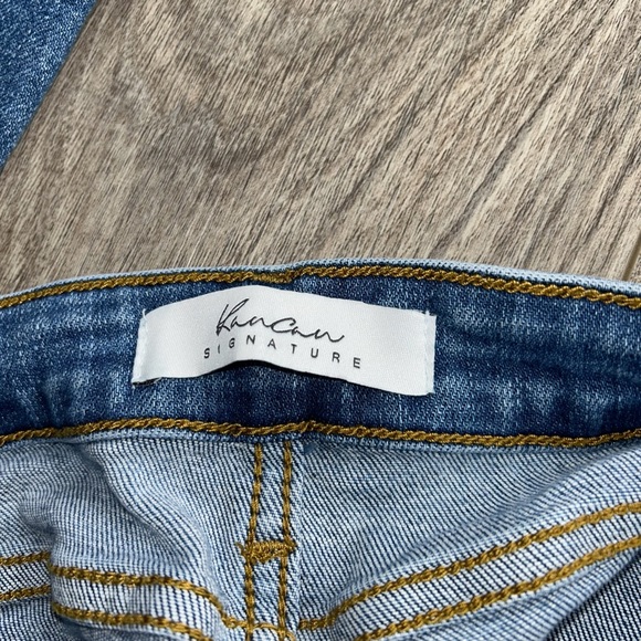 KanCan Signature Mid-Rise Ankle Skinny Jean - Picture 8 of 9